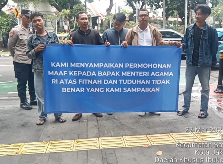 Aksi Demo Fitnah